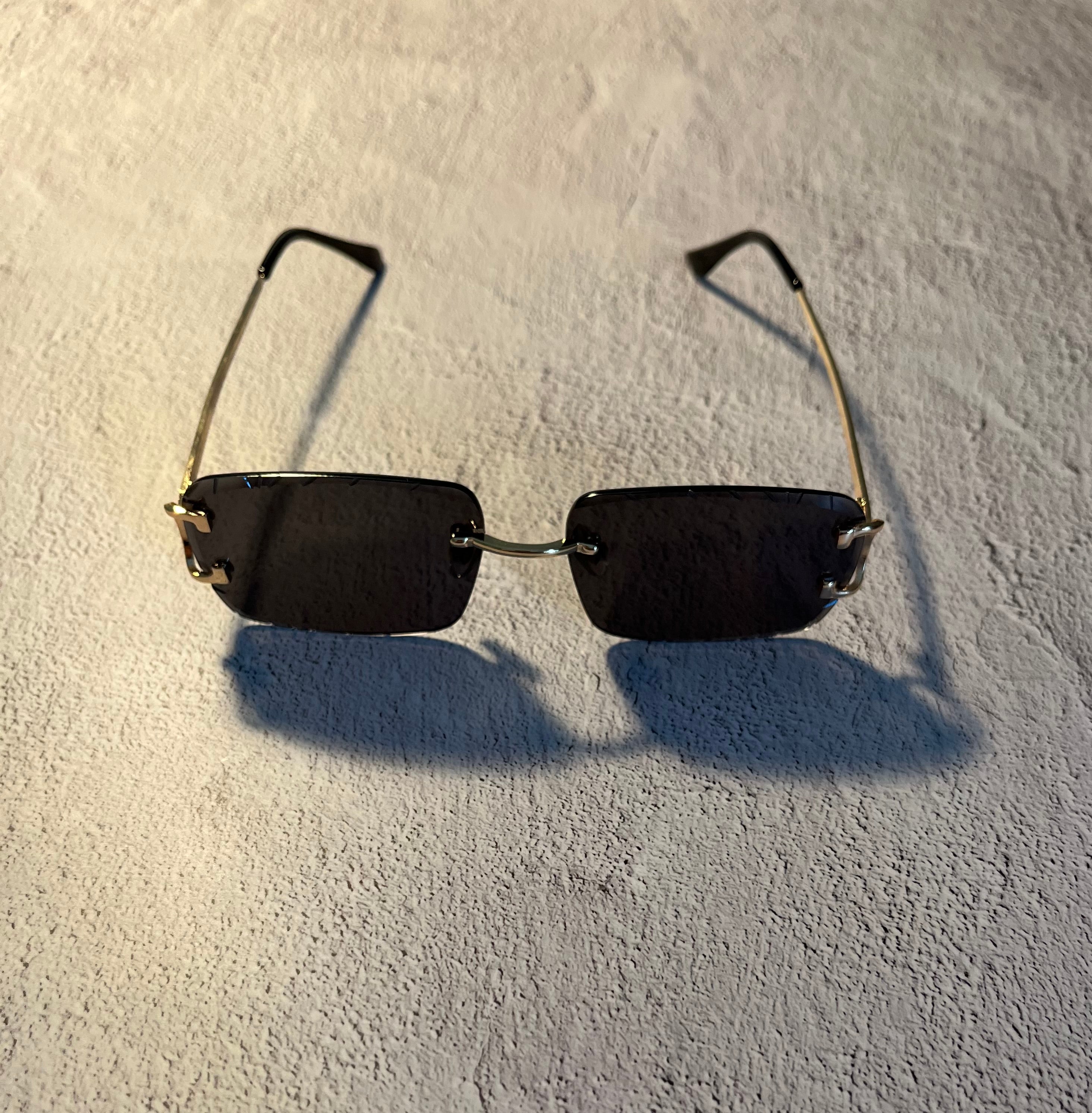 UV400 Diamond Cut Rimless Sunglasses in Black